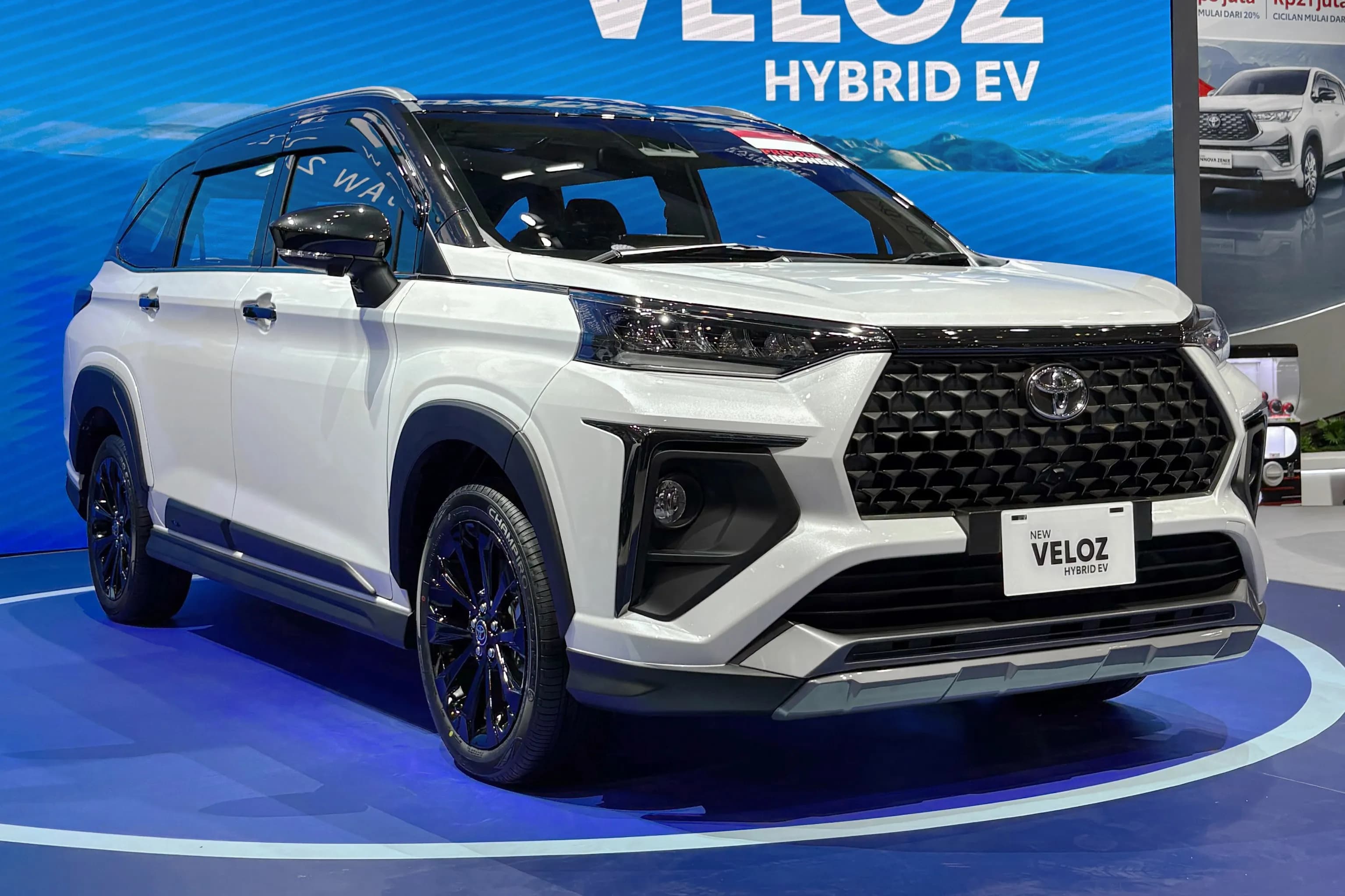 Rilisnya Veloz Hybrid: Efek ke Harga Bekas Avanza dan Veloz Lama