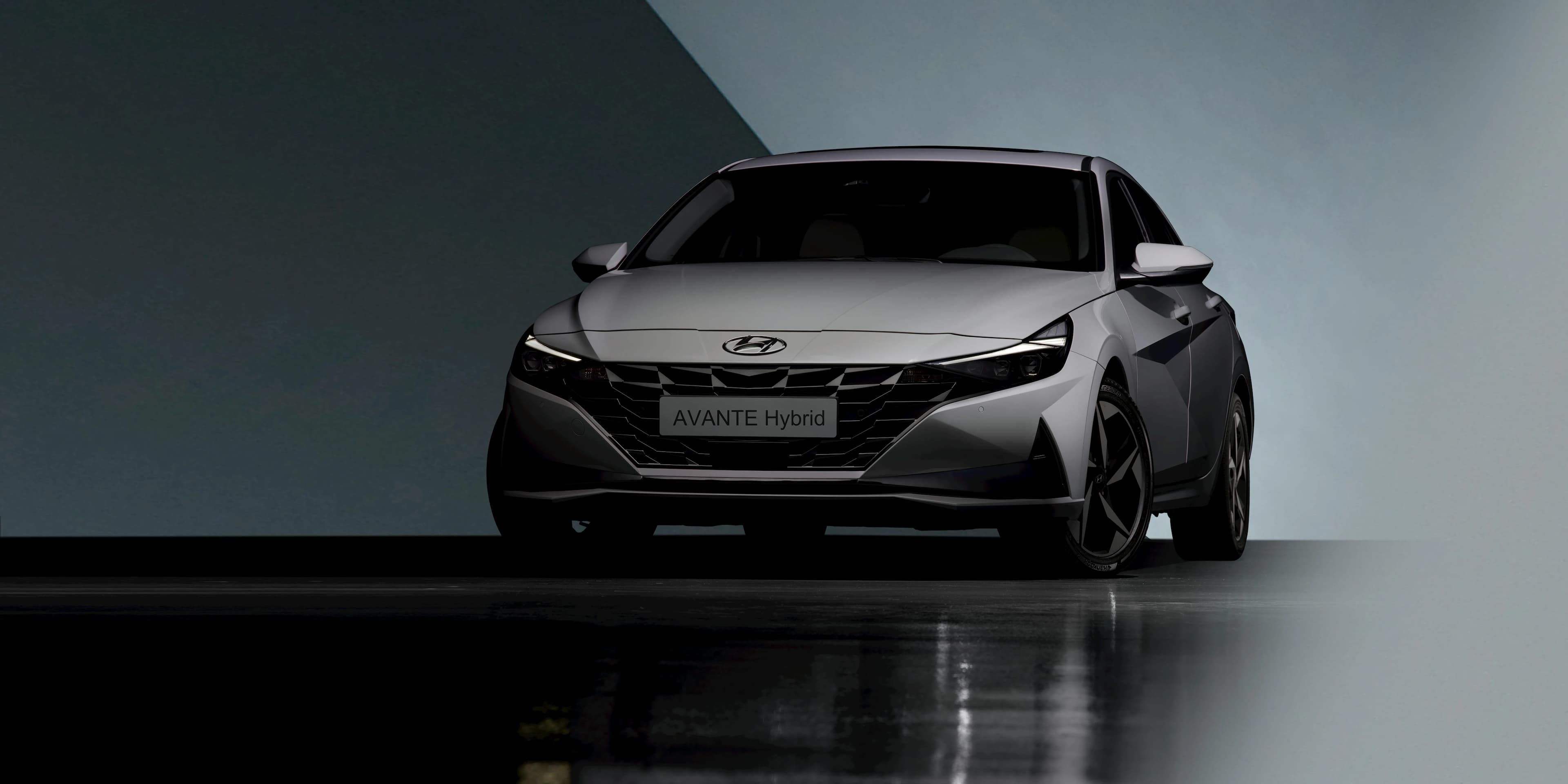 Rangkuman Mobil Hybrid Rilisan Tahun 2025