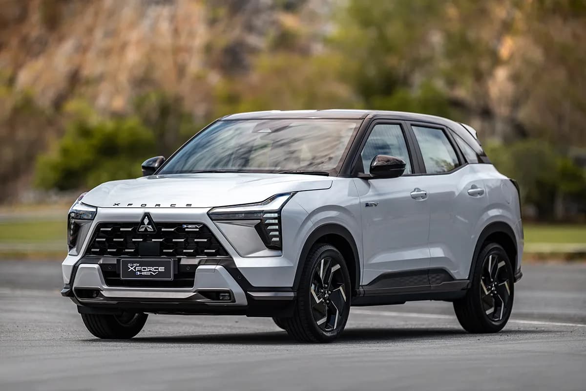 Mitsubishi HEV SUV Pertama Rilis: Lepas Xpander/Pajero Lama Sebelum Harga Ketarik Turun